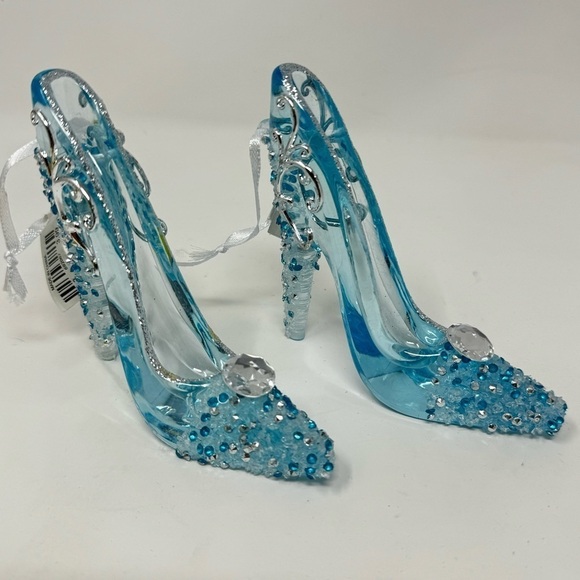 Set of 2 Acrylic Blue High Heel bling Shoe Ornaments New - Picture 2 of 5